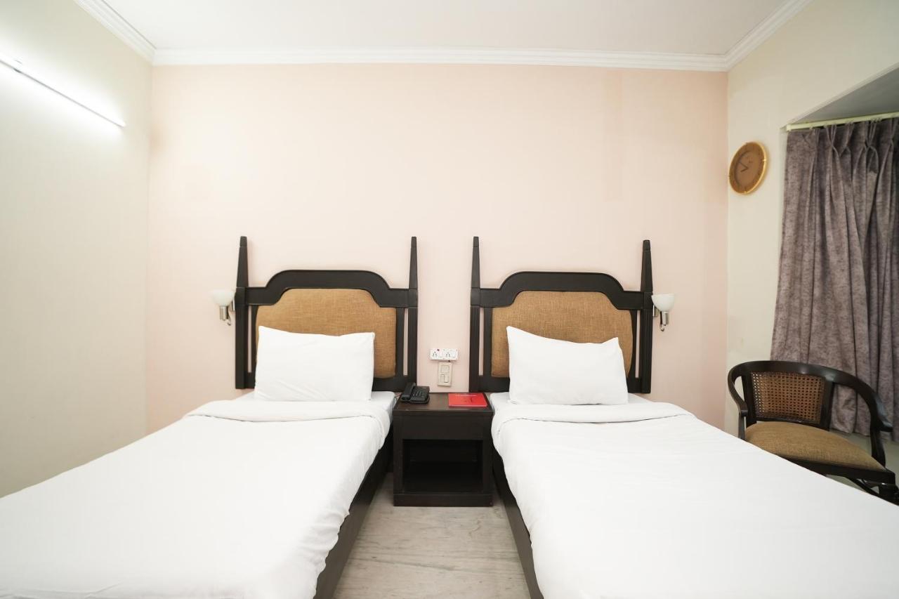 Stay Well Hotels & Homes Gurgaon Exterior foto