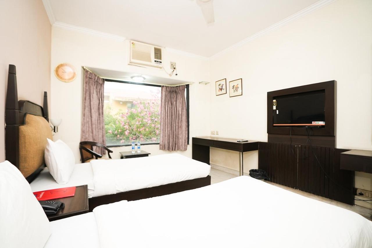 Stay Well Hotels & Homes Gurgaon Exterior foto
